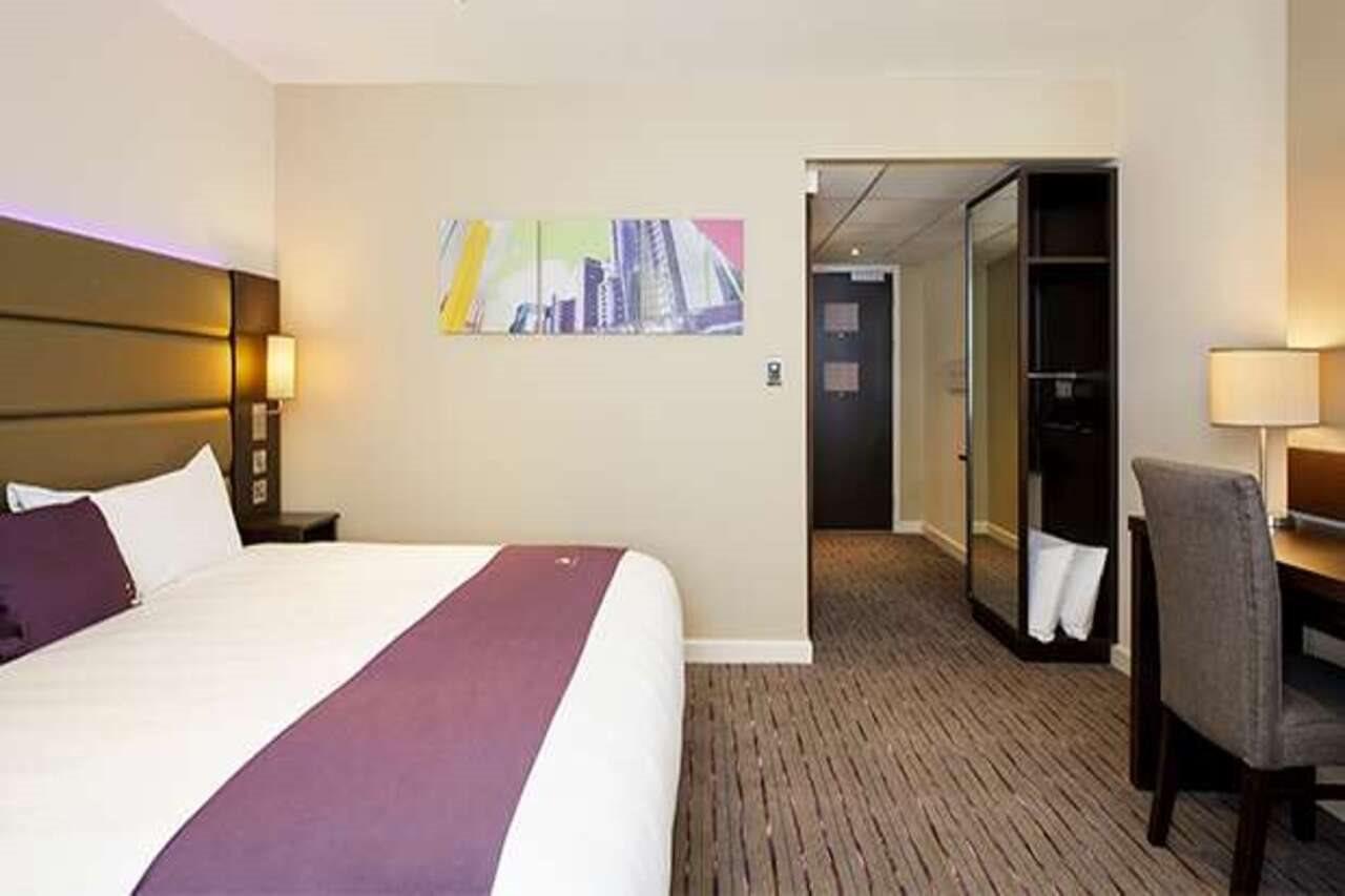 Premier Inn Dundee North Exterior foto