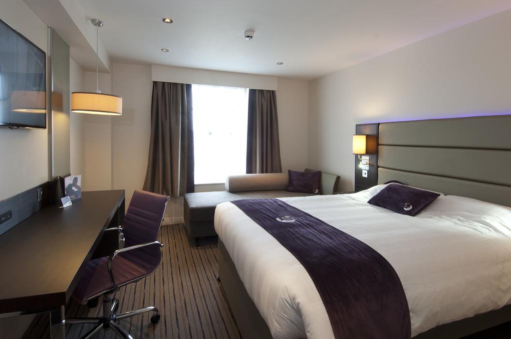 Premier Inn Dundee North Habitación foto