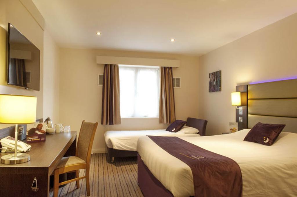 Premier Inn Dundee North Habitación foto