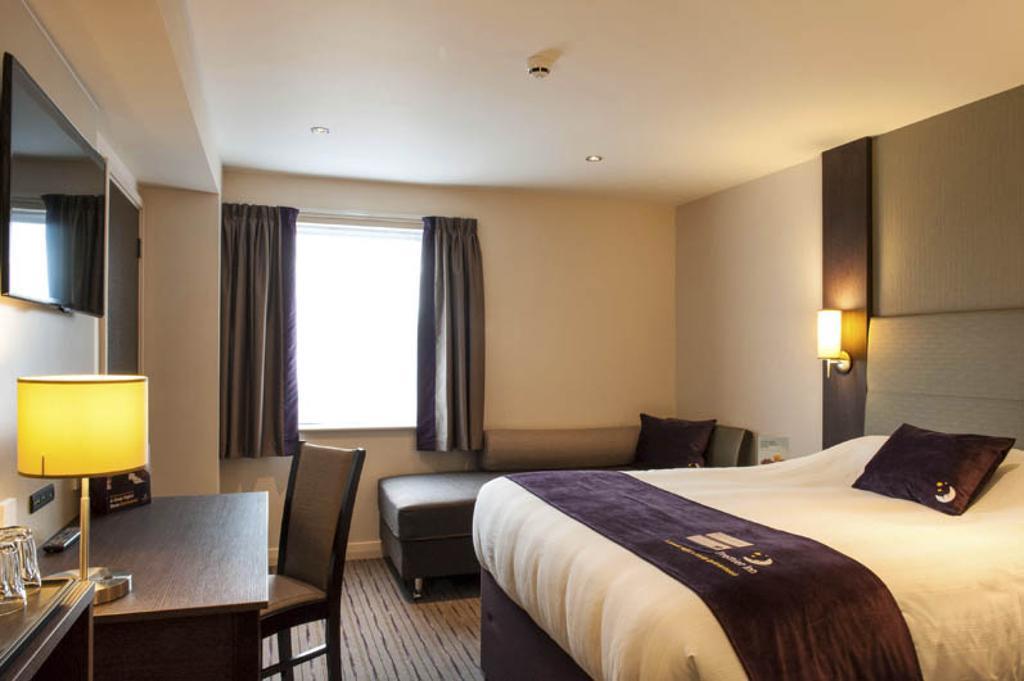 Premier Inn Dundee North Habitación foto